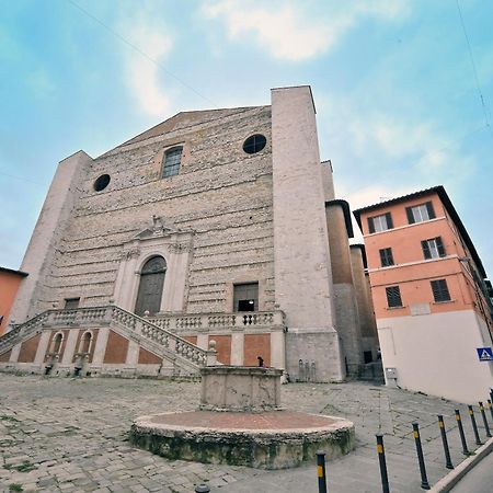 Il Nido Del Canterino Perugia Bagian luar foto