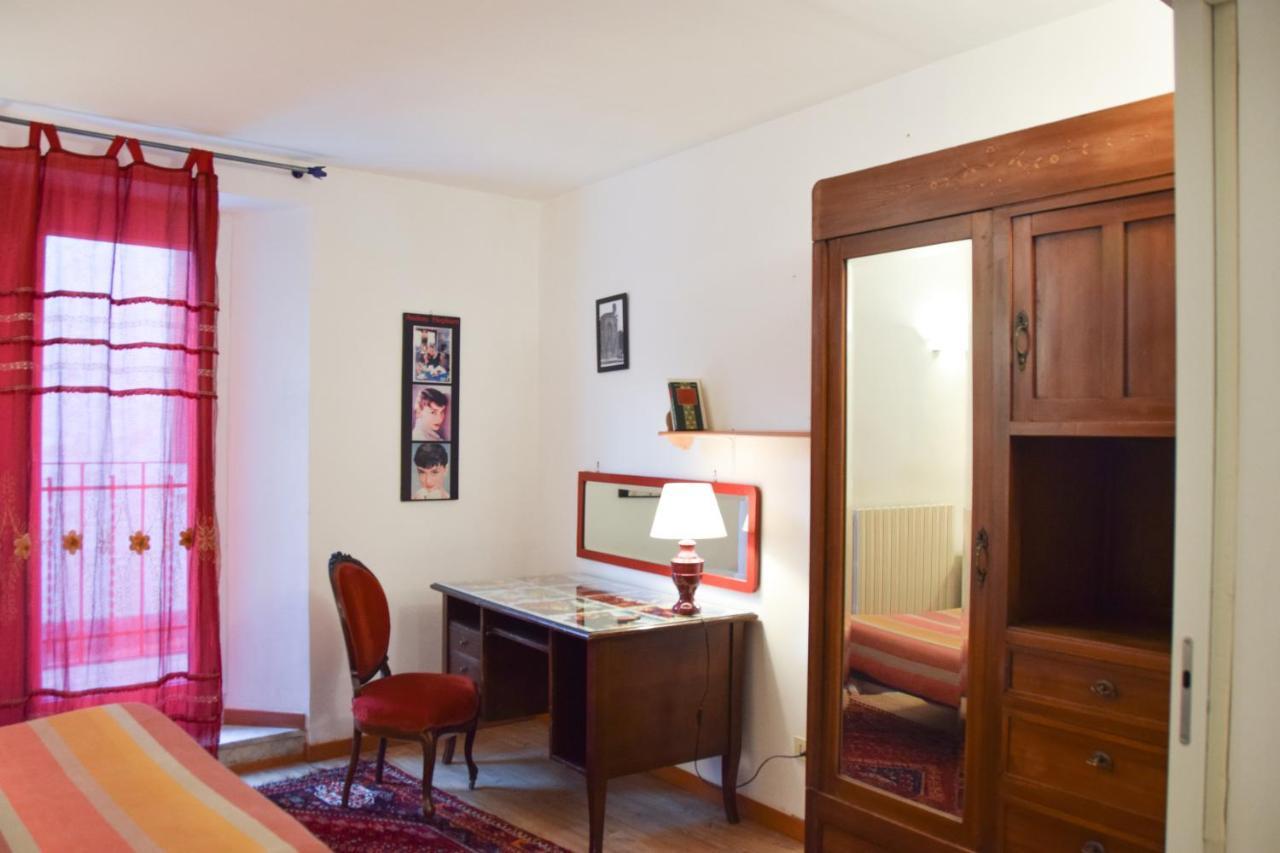 Il Nido Del Canterino Perugia Bagian luar foto