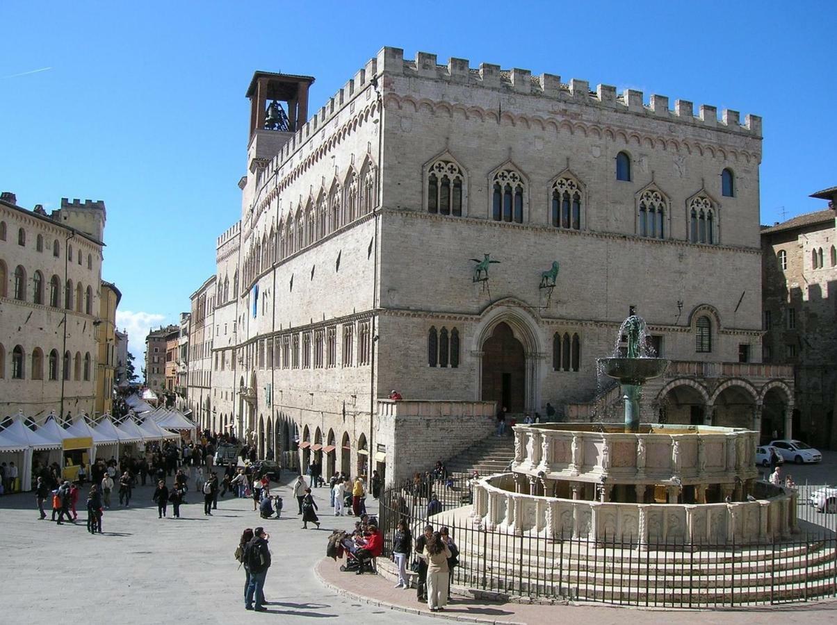 Il Nido Del Canterino Perugia Bagian luar foto
